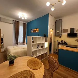 Regina Ai Navigli - Sky Tv, Wifi And Breakfast Box Appartamento Milano